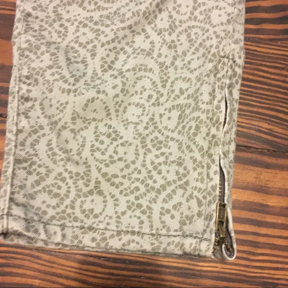 Free People patterned ankle jeans - Picture 6 of 6